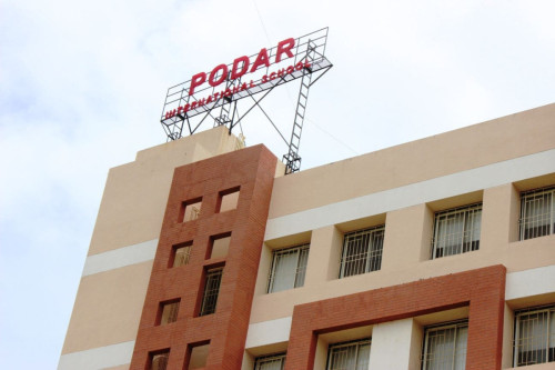 WhatsApp-Image-2025-08-24-at-05.24.26 49b3b3bb (1)